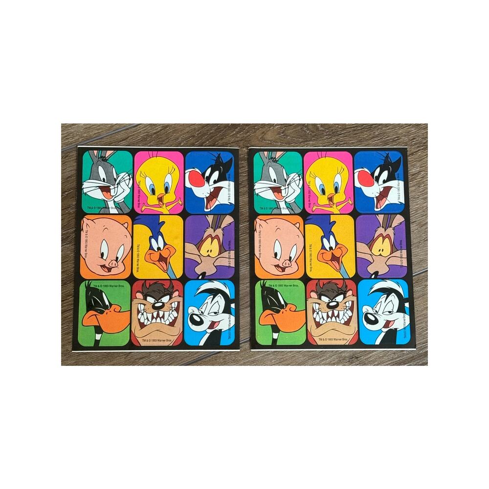 Vintage 1993 Warner Looney Tunes 18‎ Stickers Bugs Bunny Daffy Duck Tweety Bird